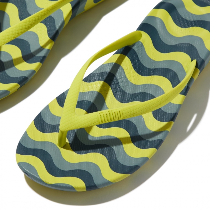 Women's Fitflop Iqushion Snake Embossed Rubber Tpu Flip Flops Flip Flops Light Green | CA-6514078-LP